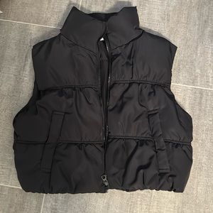 Black Cropped Puffer Vest